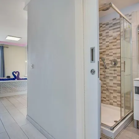Appartamento 733 Wonderful In Lasamericas! Wi-fi Free! Playa de las Americas (Tenerife)